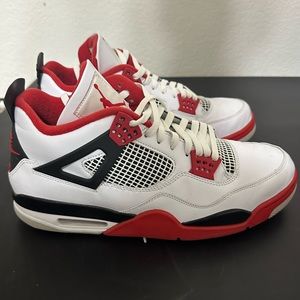 Air Jordan 4 Fire Red (SIZE 13)